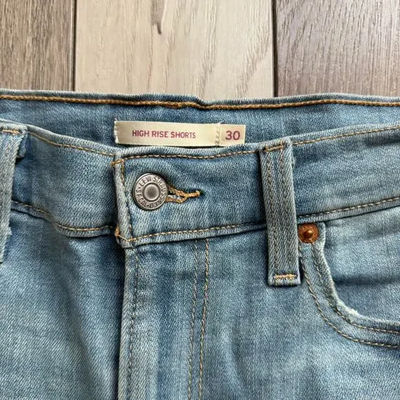 Levis distressed denim shorts distresseddenim - Picture 2 of 7